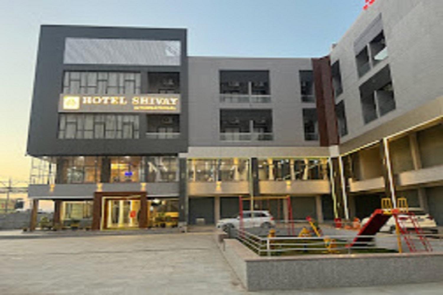 Hotel Shivay International Tharad Exterior photo